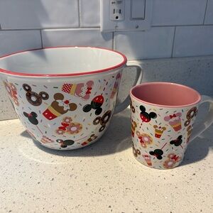Disney Eats/Baking Bowl and Mug Set